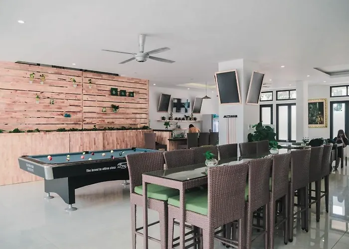 Ở trọ & Me Hometel Double Hạ Long