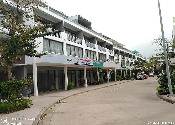 & Me Hometel Double Hạ Long